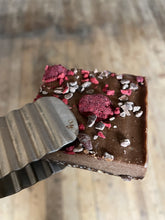 Load image into Gallery viewer, Black Doris Raw Slices - Chocolate Truffle